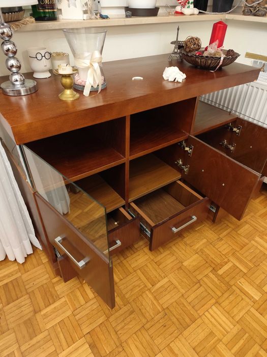 Szafka komoda witryna