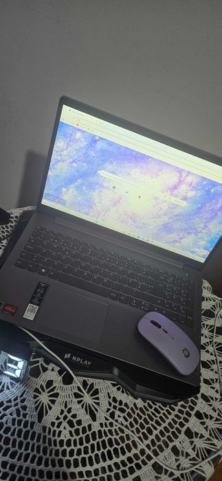 Lenovo IdeaPad 3 15.6" (Ryzen 5 / 512GB SSD) + 1 Ano de Garantia
