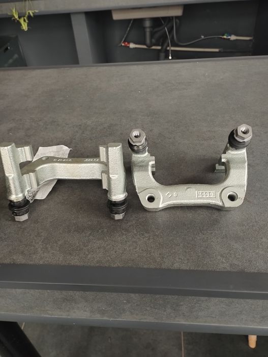 Скоби супортів пПежо партнер