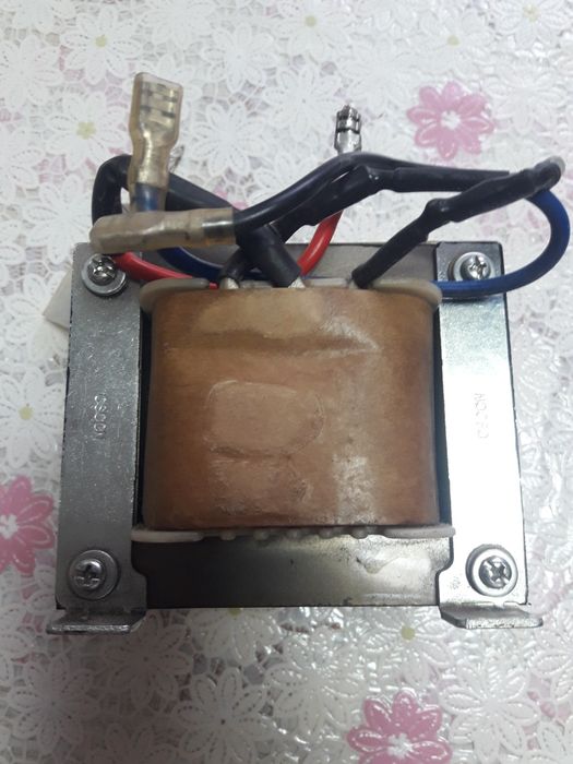 Понижающий трансформатор  от источника  бесперебойного питания (ИБП)