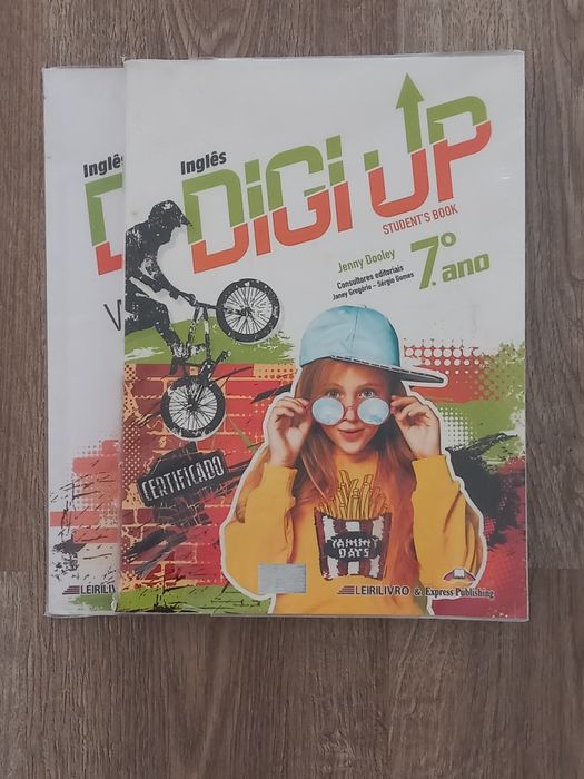 Manuais 7. ano escolaridade e respetivos cadernos de atividades