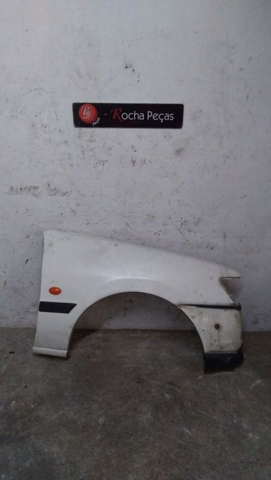 Guarda Lamas Dto Ford Fiesta Caixa (Jv_)