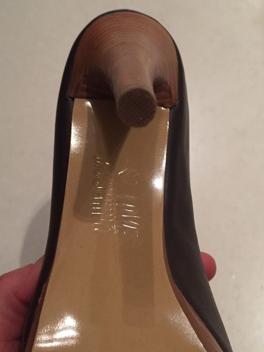 NOWE szpilki Moschino