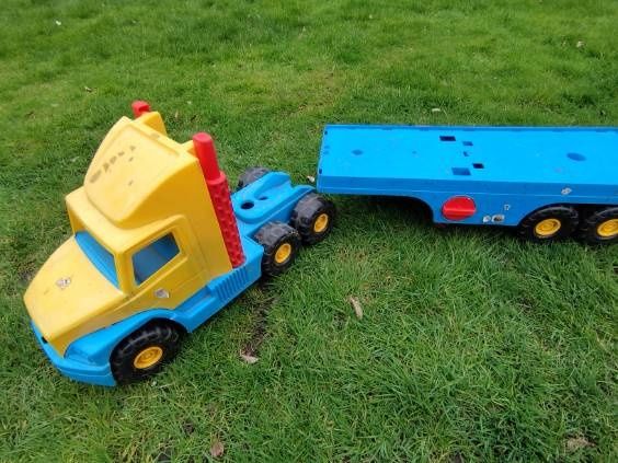 Samochód wader dla dziecka  laweta  betoniarka