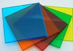 Поликарбонат для остекления производства Чехия