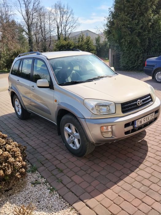 Samochód Toyota RAV-4 Świdnica • OLX.pl
