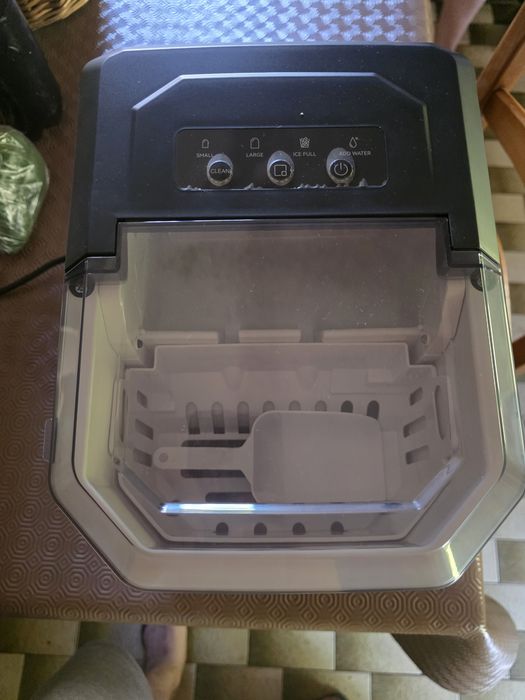 Maquina de fazer gelo