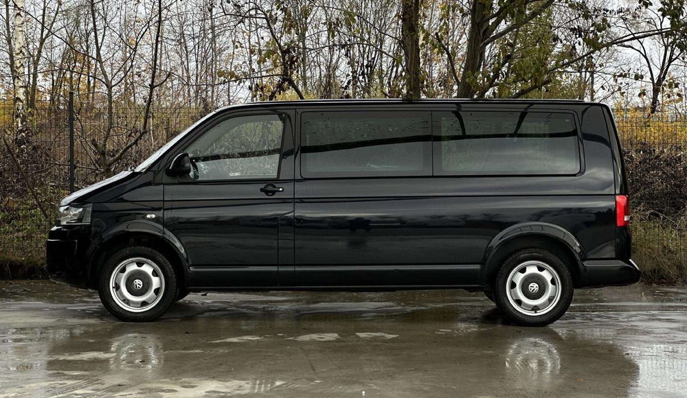 Volkswagen Caravelle
