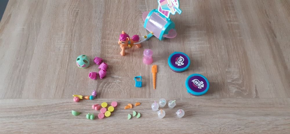 My Little Pony-wózek Smoothie Sunny -ciastolina