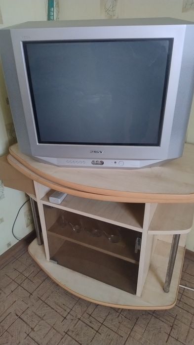 Телевізор Sony Vega Trinitron