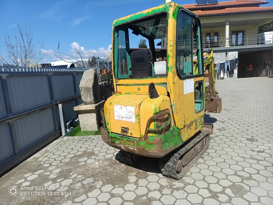 Mini giratória yanmar 1.7t