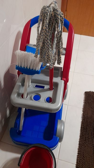 Carrinho Brinquedo de limpeza