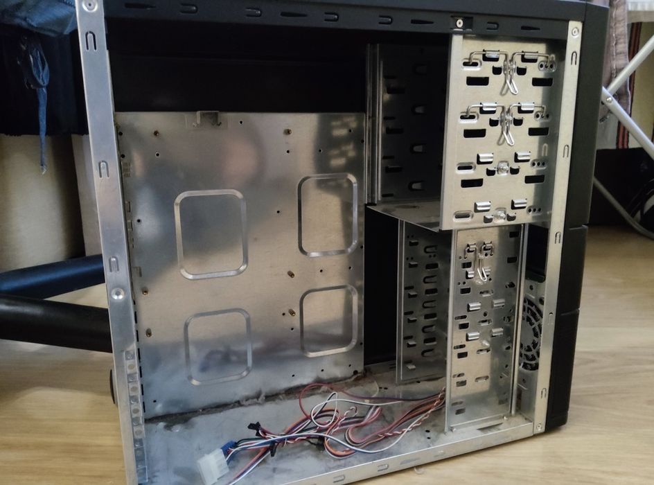 MicroATX кейс для ПК
