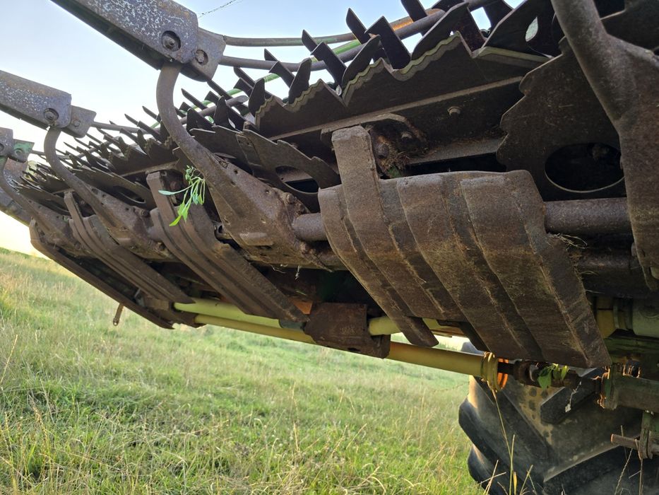 Комбайн свіжопривезений кормозбиральний krone 650