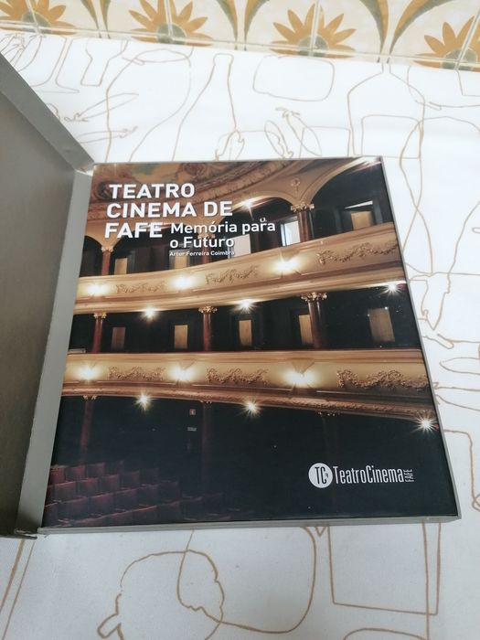 Livro do Teatro cinema de Fafe em caixa original e niunca usado