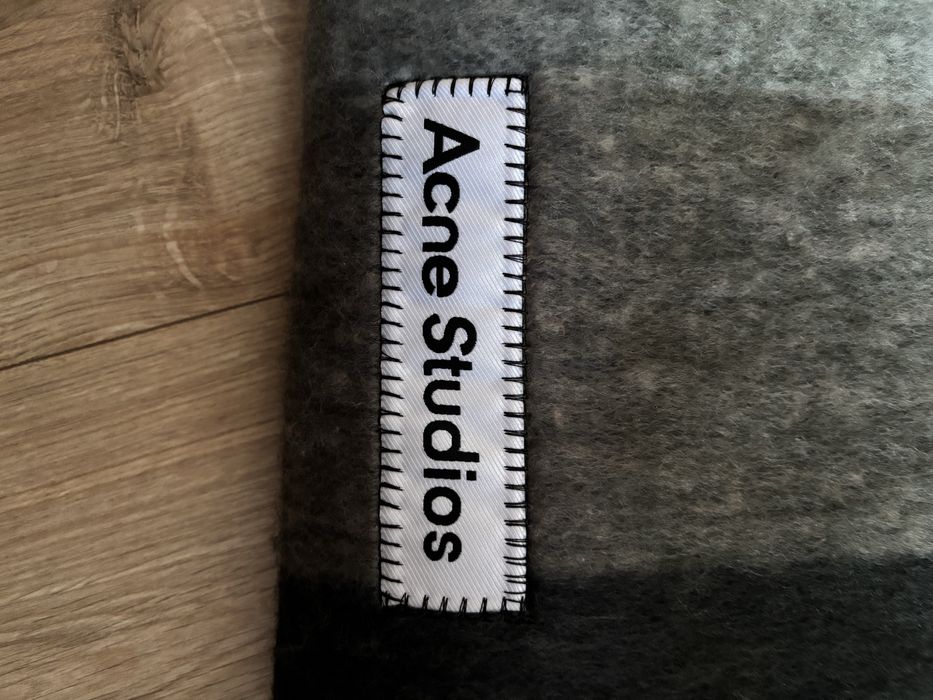 Szalik Acne Studios