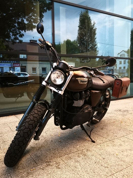 Triumph Scrambler Bonneville 900 efi Street 1200 Xe cafe