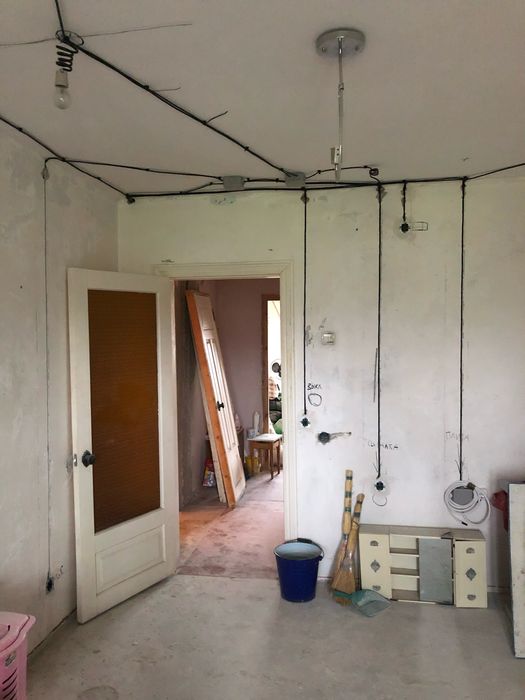 Послуги кваліфікованого електрика. Электрик