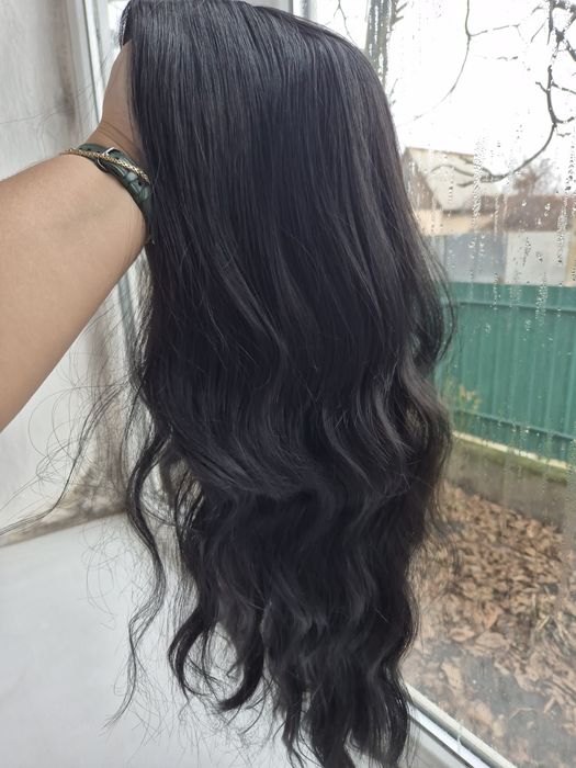 Парик темный ,черный