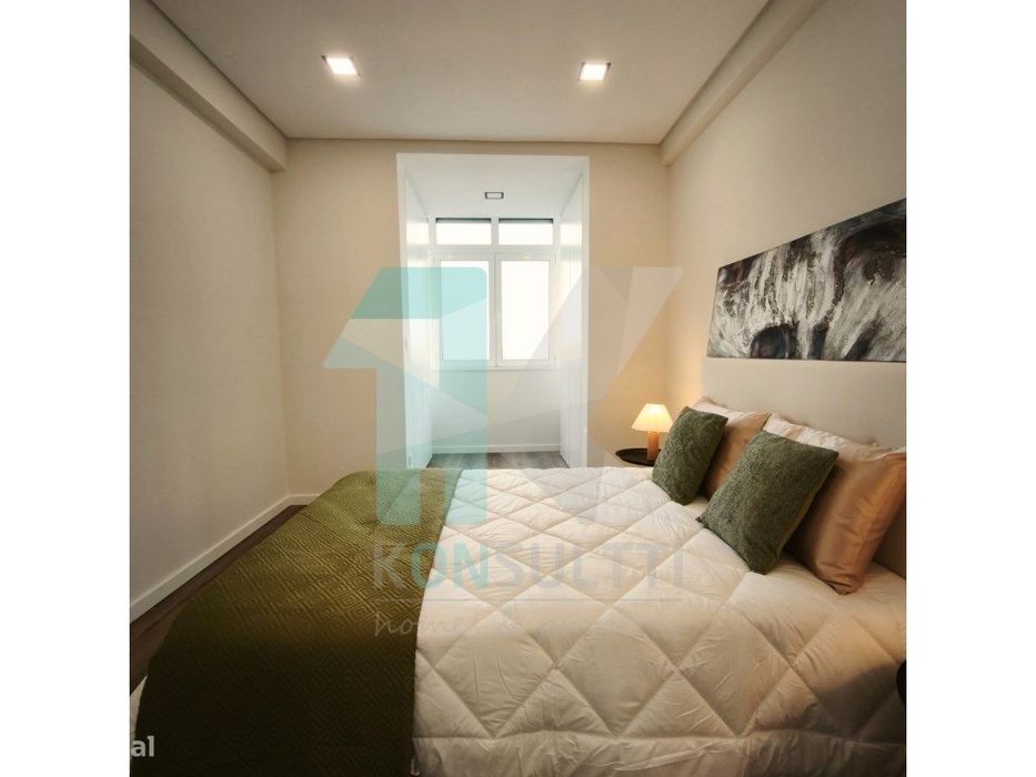 Apartamento T3 com varanda totalmente renovado e vista para o Monsa...