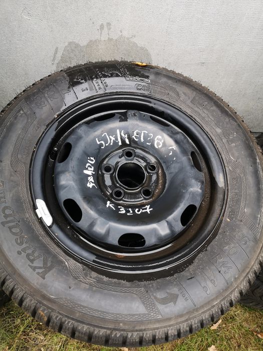 Komplet kół zimowych 5x100 VW Skoda 185/70/14 Kleber 7,7mm