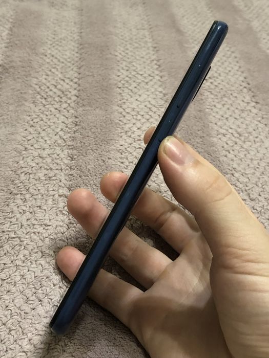Телефон Xiaomi Redmi Note 9 4/64gb