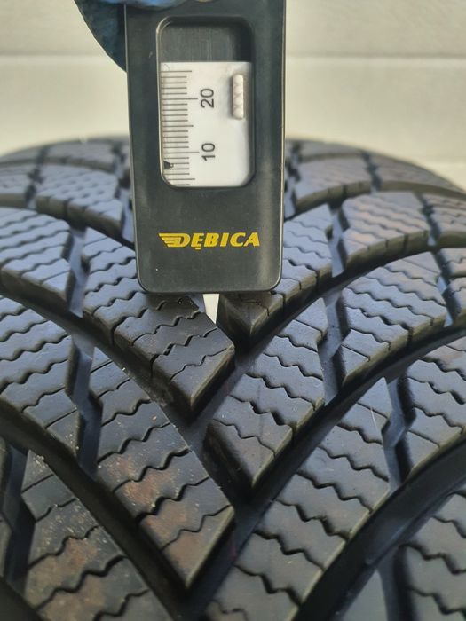 215/50R18 Firestone WinterHawk 4