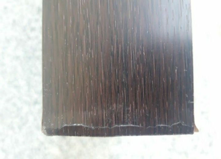 2 Prateleiras IKEA wengue e uma branca