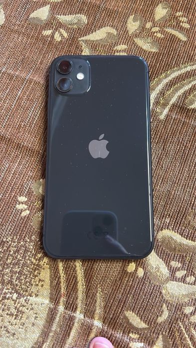 Apple iPhone 11 продам