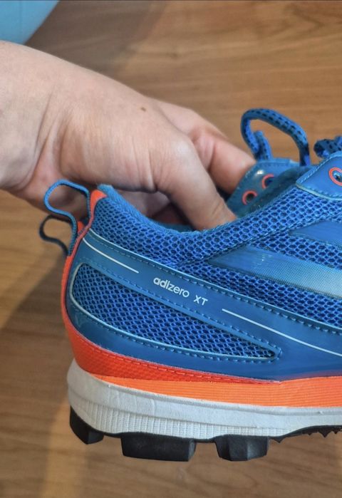 Adidas adizero XT 4