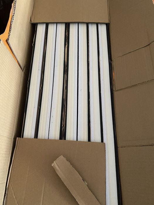 Painéis acústicos novos 100x50cm (39 unidades) lote 39 unidades | Acoustic panels 100x50cm (39 pcs)