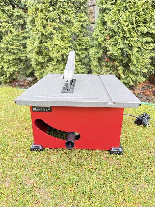 Пила циркулярна Einhell TC-TS 210