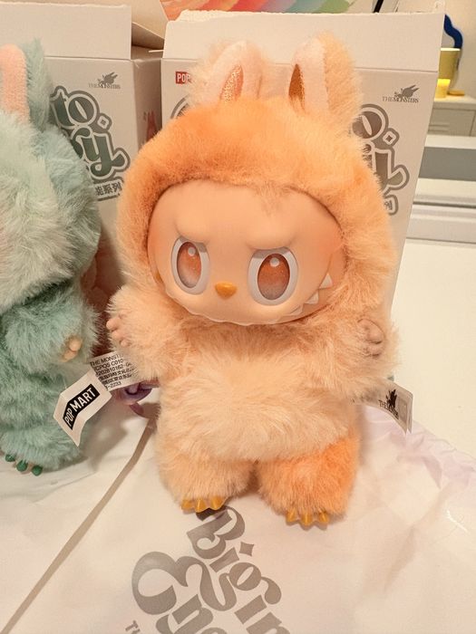 Labubu V3 Big into energy (original)