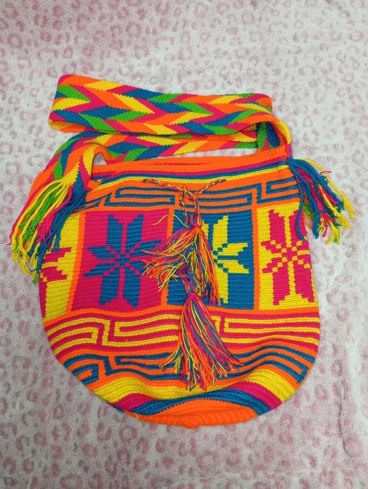 Dwie torebki ręcznie robione