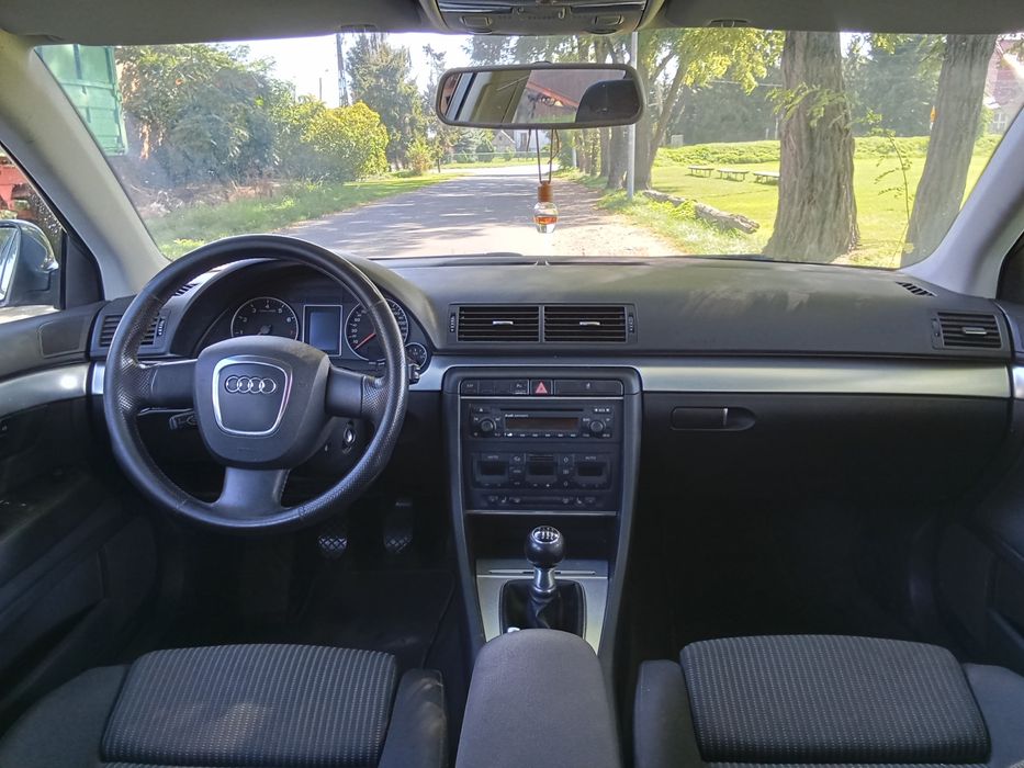 Audi a4 b7 2.0 tfsi s-line