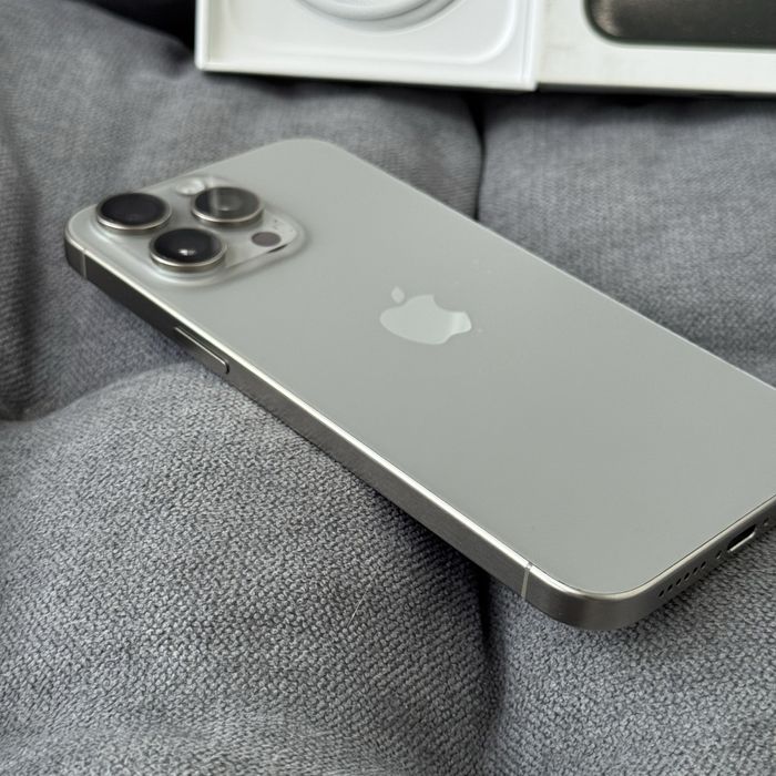 Apple iphone 15 Pro Max 256 Natural Titan