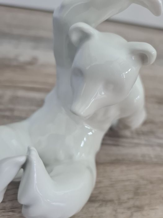 Porcelanowy niedźwiadek KPM figurka