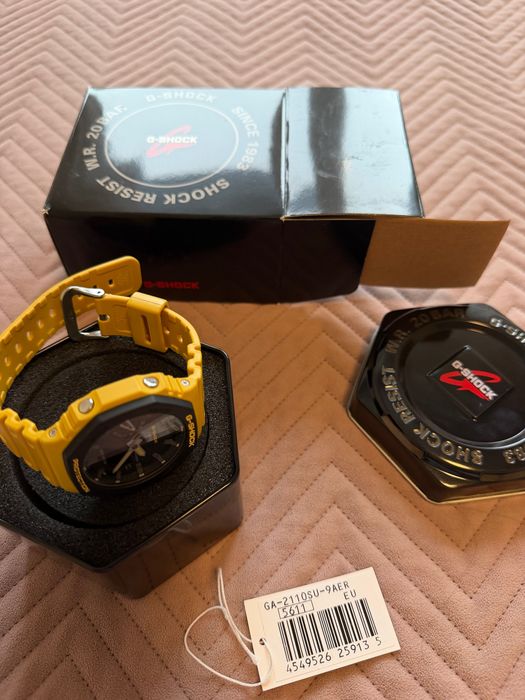Casio G-SHOCK GA2110-SU