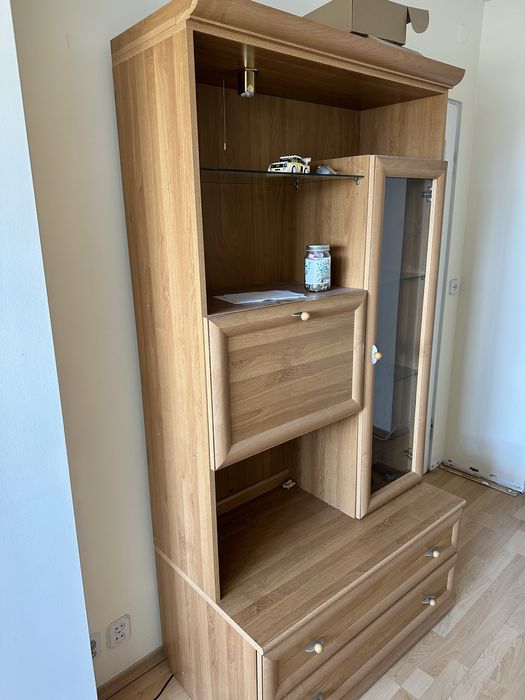 Sprzedam 2 regaly meblowe