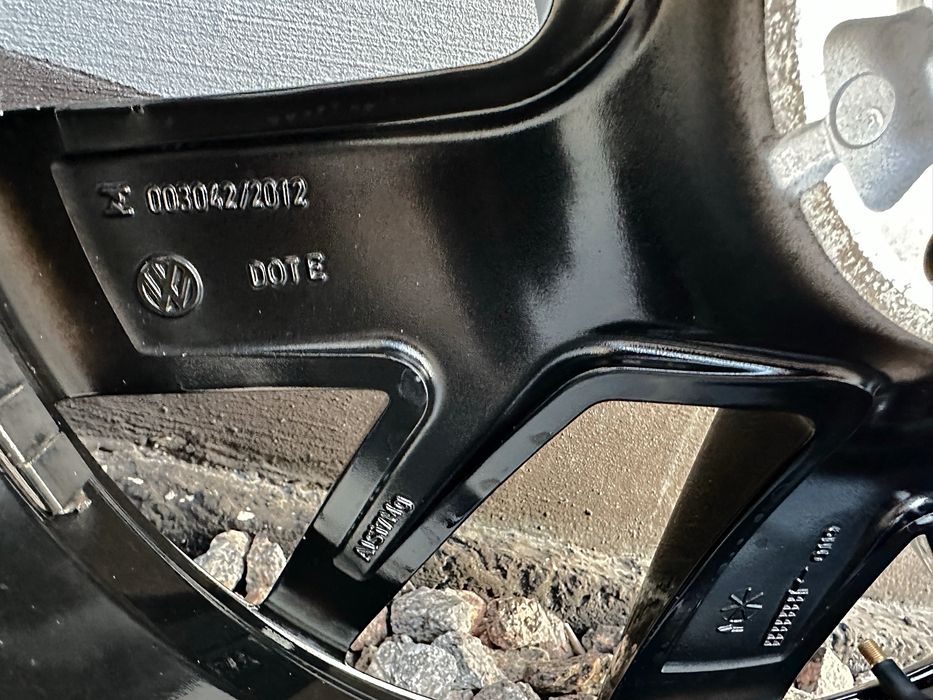 Диски Volkswagen Touareg R20 Braga 5/112/20