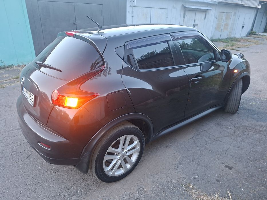 Продам Nisan Juke 2011