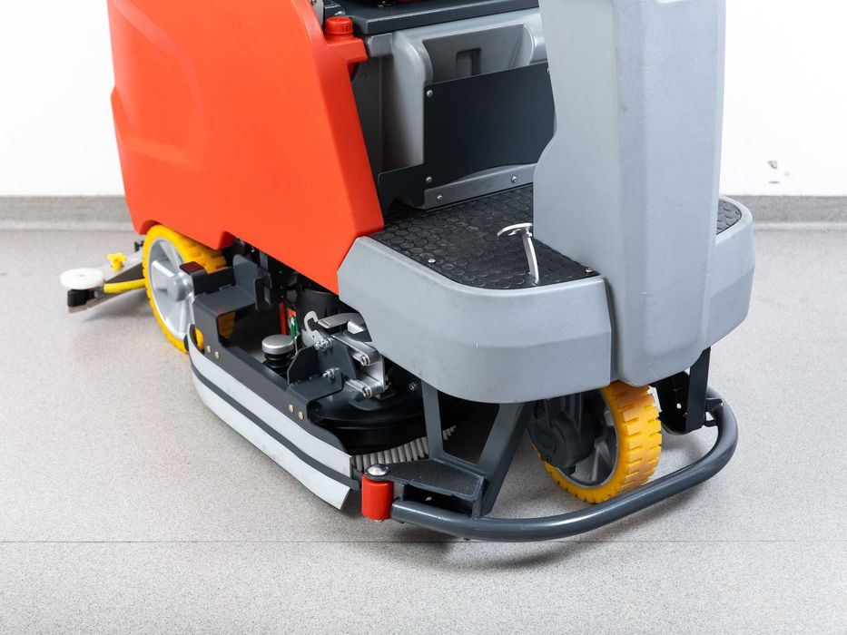 Szorowarka Hako Scrubmaster B120 R  NOWE BATERIE 2018r 647h 34000netto