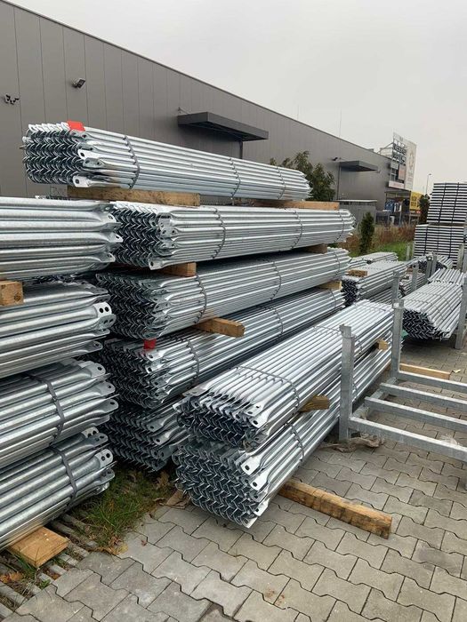 Lekkie nowe rusztowanie aluminiowe typ Plettac 6,4x12=77m2 podest 3m