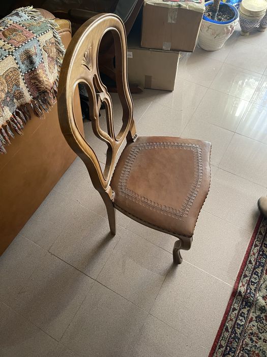 8 Cadeiras de sala