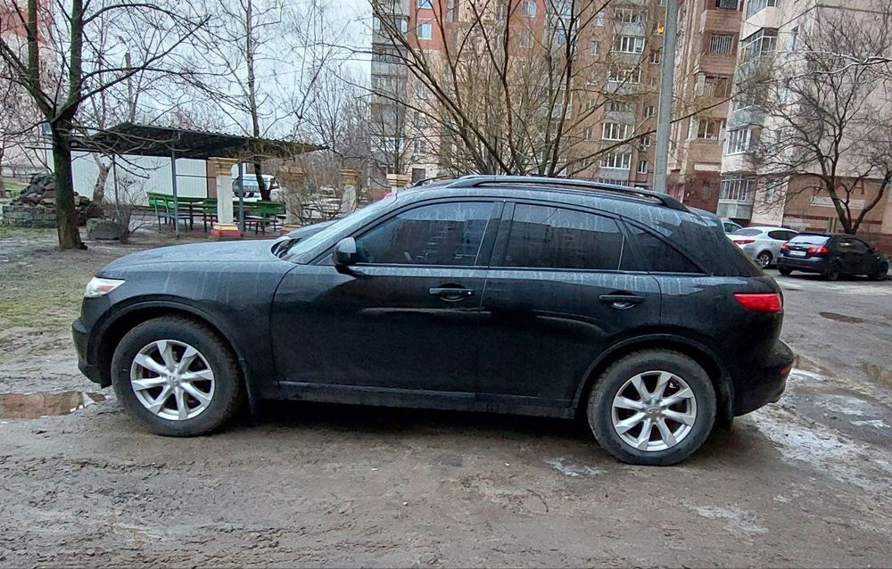 Infinity fx 35 2006г