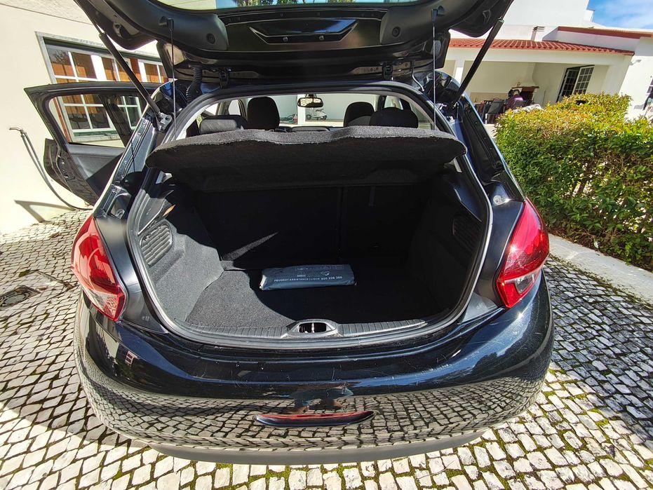 Peugeot 208 BlueHDI 1.6