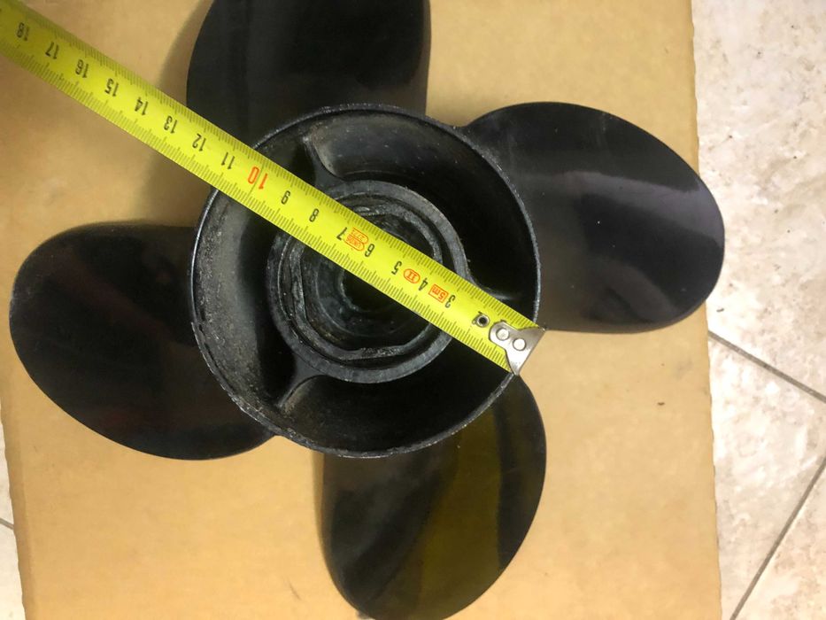 Гребной винт Mercury J 14.5 x 18 P для лодочного мотора . Алюм. Новый