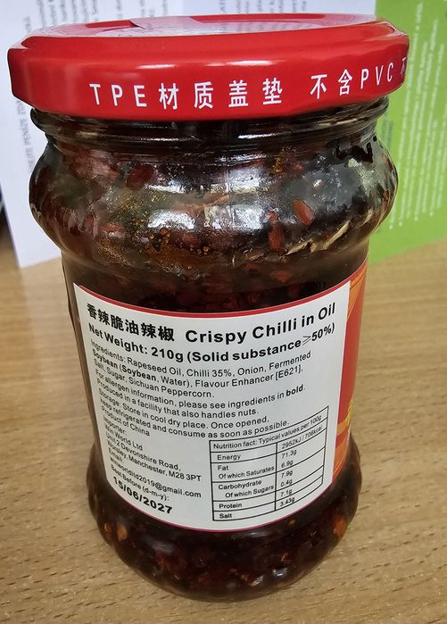Chrupiące chilli w oleju