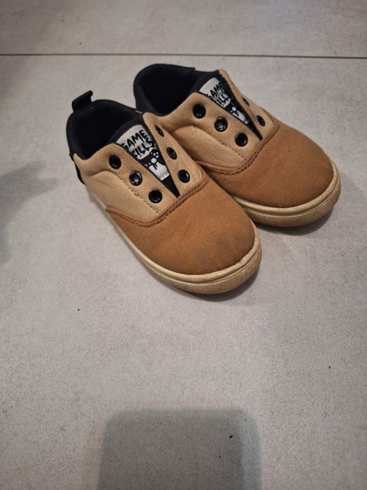 Trampki dla chłopca r 25