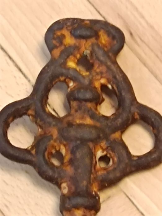 Średniowieczny klucz do starego zamczyska.Antyk 909 g